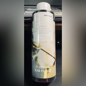 Korres Pure Cotton Renewing Body Cleanser. 8.45 oz